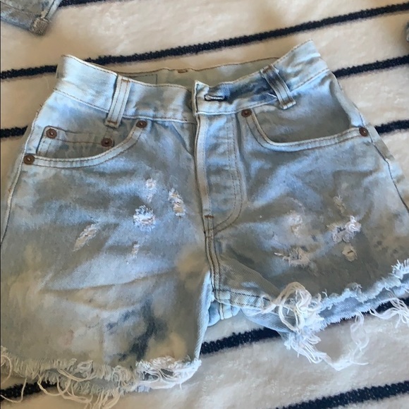 Levi’s - Picture 2 of 5